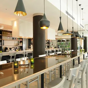 Indigo Berlin-alexanderplatz, An Ihg Berlín