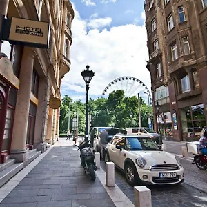Sasone Hotell Budapest