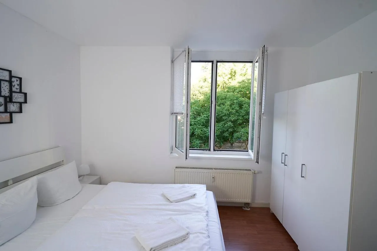 Hostel Bnb Potsdamer Platz - Rooms & Apartments Berlín